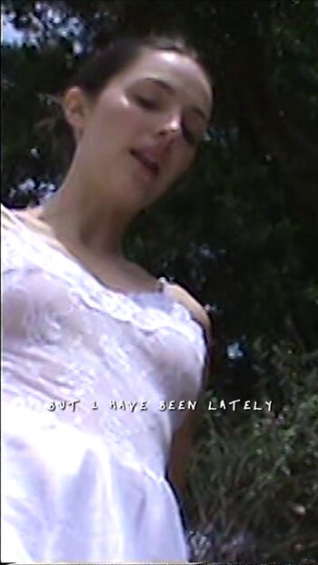 Full leaked Ella hunt private onlyfans photo
