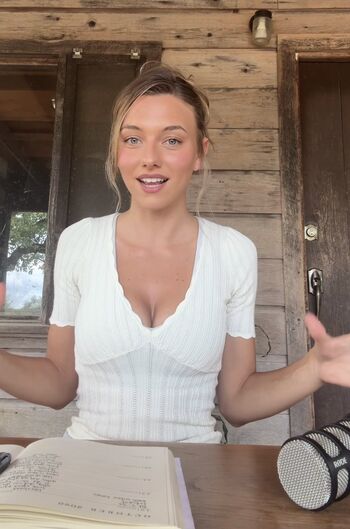 Full leaked Ella kernkamp private onlyfans photo