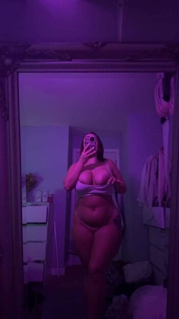 Full leaked Ella louise mae page private onlyfans photo