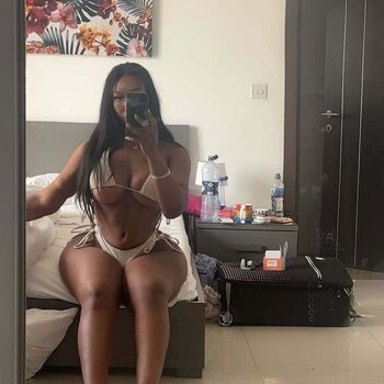 Full leaked Ella mac private onlyfans photo