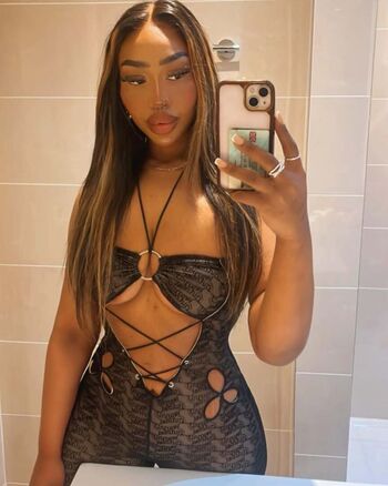 Full leaked Ella mac private onlyfans photo