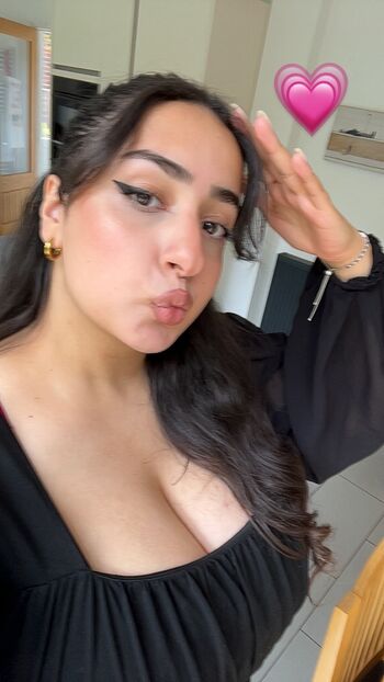 Full leaked Ella maei private onlyfans photo