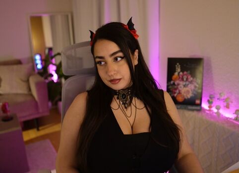 Full leaked Ella maei private onlyfans photo