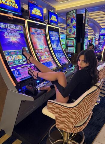 Full leaked Ella mendelsohn page private onlyfans photo