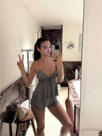 Full leaked Ella mendelsohn page private onlyfans photo