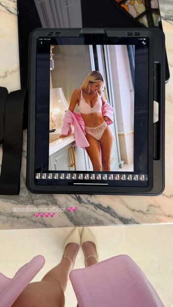 Full leaked Ella netzer private onlyfans photo