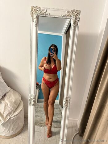 Full leaked Ellamom private onlyfans photo