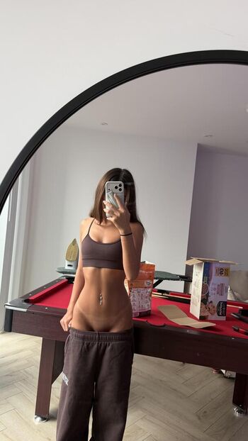 Full leaked Ellapetitee page private onlyfans photo