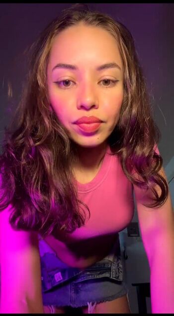 Full leaked Ellasim private onlyfans photo