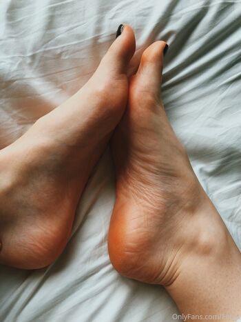 Full leaked Ellbat private onlyfans photo