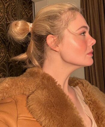 Full leaked Elle fanning page private onlyfans photo