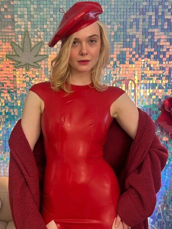 Full leaked Elle fanning private onlyfans photo