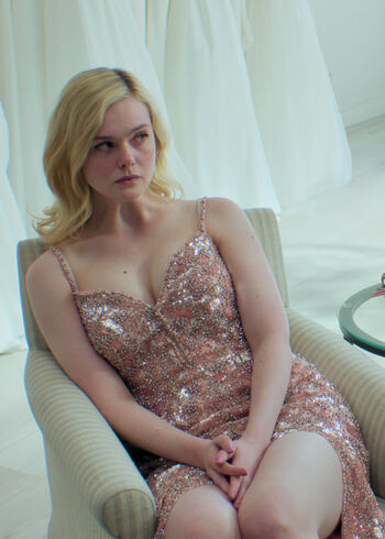 Elle Fanning