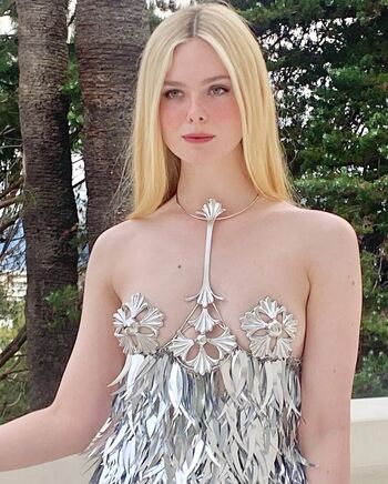 Full leaked Elle fanning page private onlyfans photo