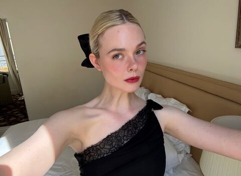 Full leaked Elle fanning page private onlyfans photo