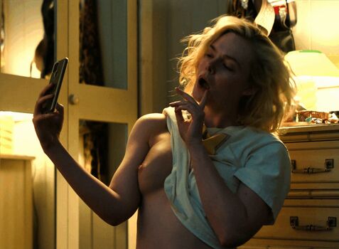 Full leaked Elle fanning page private onlyfans photo