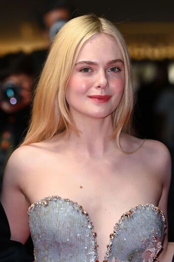 Full leaked Elle fanning page private onlyfans photo
