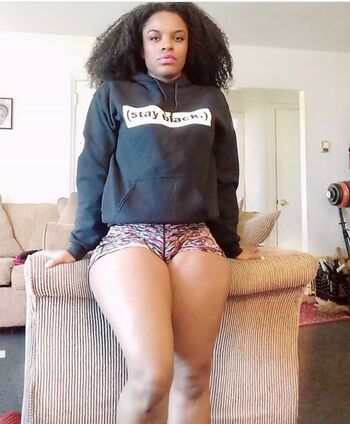 Full leaked Elle themuse private onlyfans photo
