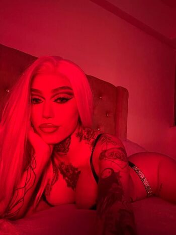 Ellelie_77