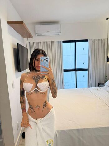 Full leaked Ellelie private onlyfans photo