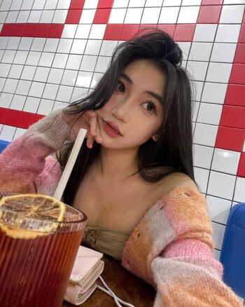 Full leaked Ellen tan page private onlyfans photo