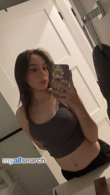 Full leaked Elleoc private onlyfans photo