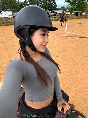 Elleroseexo