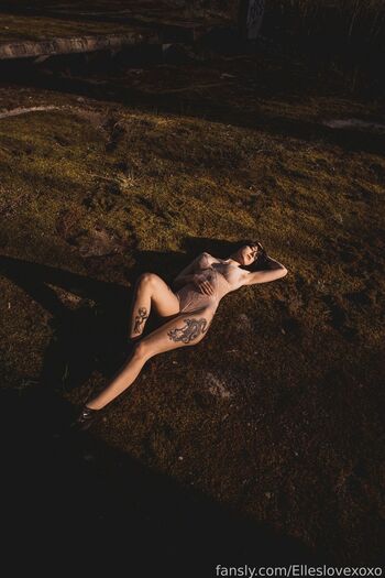 Full leaked Elleslove  page private onlyfans photo