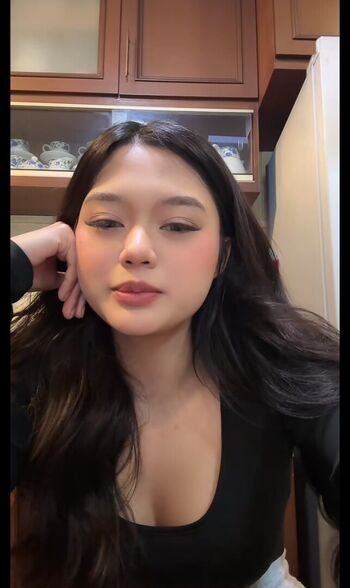 Full leaked Ellesyanamira private onlyfans photo
