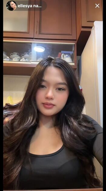 Full leaked Ellesyanamira private onlyfans photo