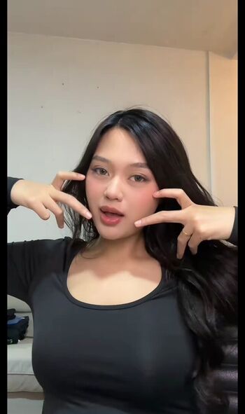 Full leaked Ellesyanamira private onlyfans photo