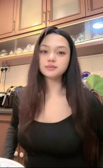 Full leaked Ellesyanamira private onlyfans photo