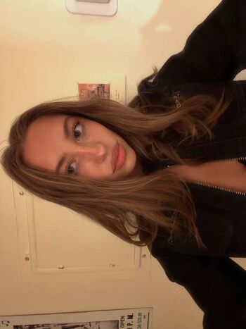 Full leaked Elli wes t private onlyfans photo