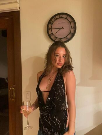 Full leaked Elli wes t private onlyfans photo