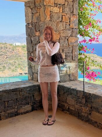 Ellie Bamber