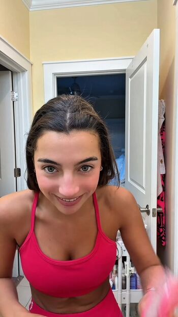 Ellie Dobleske