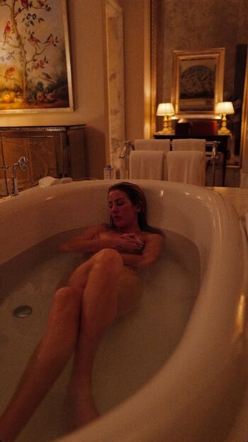 Full leaked Ellie goulding private onlyfans photo