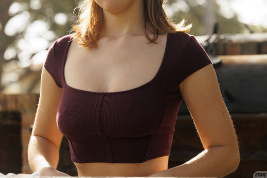 Full leaked Ellie nova private onlyfans photo