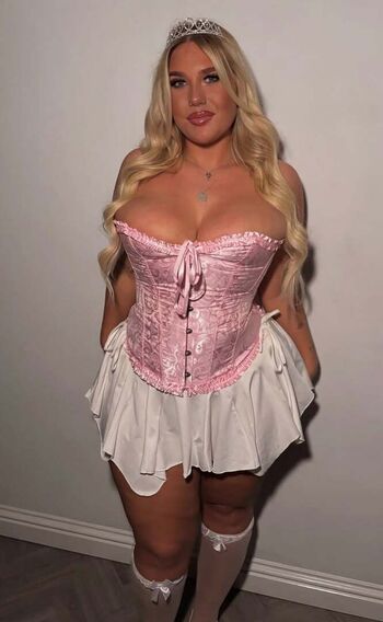Full leaked Ellie robinson private onlyfans photo