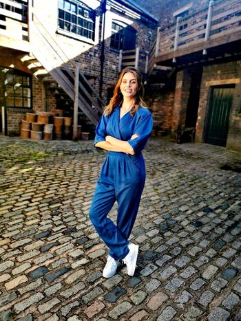 Ellie Taylor Comedian