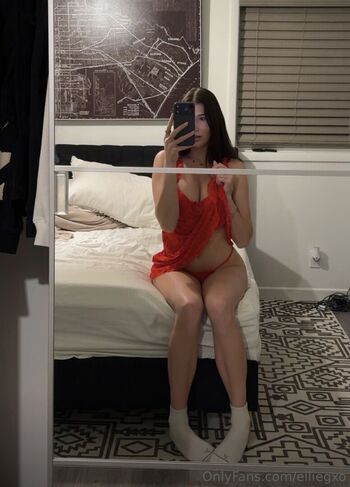 Full leaked Ellie vandeel  page private onlyfans photo