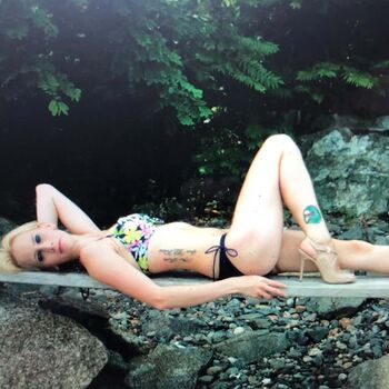 Full leaked Elliebelliewatermellie private onlyfans photo