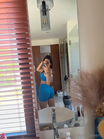 Full leaked Ellieleen  page private onlyfans photo