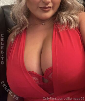 Full leaked Elliemae vip page private onlyfans photo