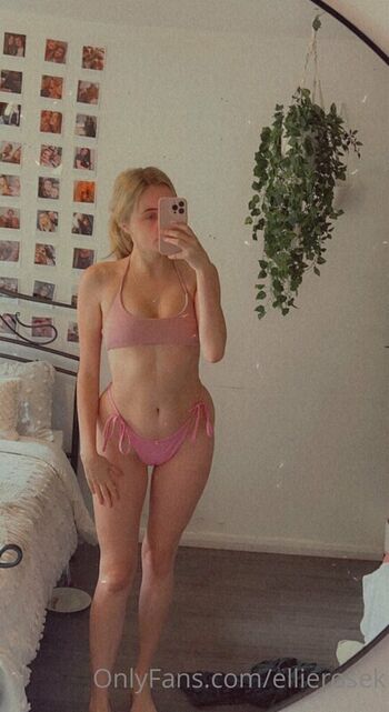 Full leaked Ellierosek page private onlyfans photo