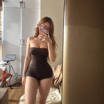 Full leaked Eloise winchel page private onlyfans photo