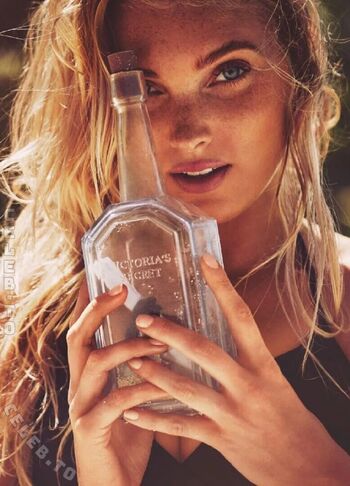 Full leaked Elsa hosk page private onlyfans photo