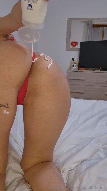 Full leaked Elutzalittledoll private onlyfans photo