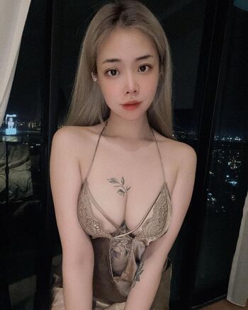 Full leaked Elvaevac private onlyfans photo