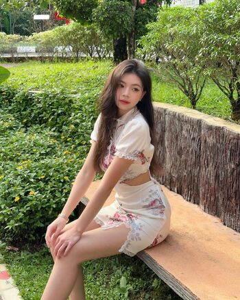 Full leaked Elyn leong page private onlyfans photo